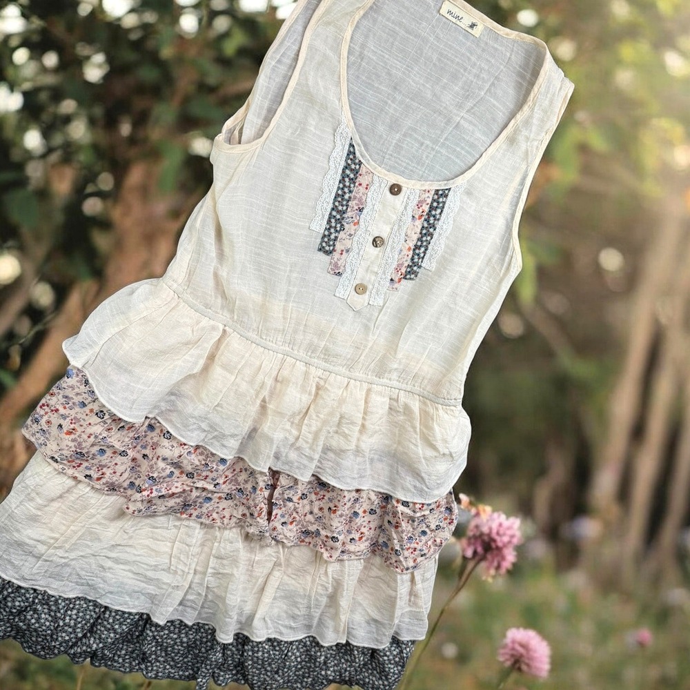 Mine Anthropologie Dress Women M Cream Floral Tiered Ruffle Boho Cottagecore‎
